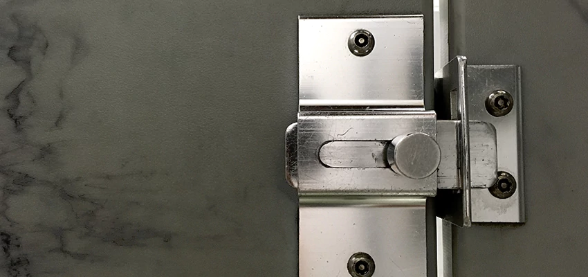 Fix A Room Door Lock in Lansing