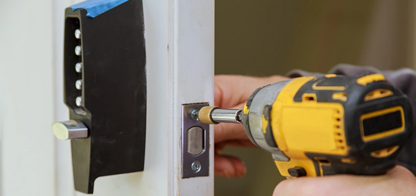 Eviction Locksmith For Key Duplication in Lansing, Illinois