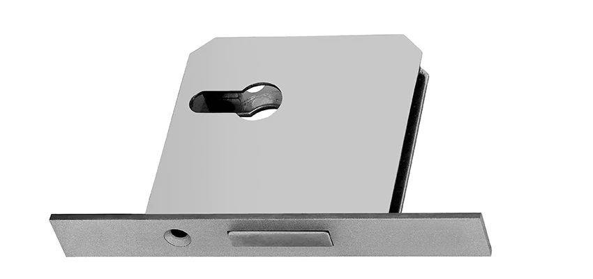 Fix A Deadbolt Door Lock in Lansing, Illinois